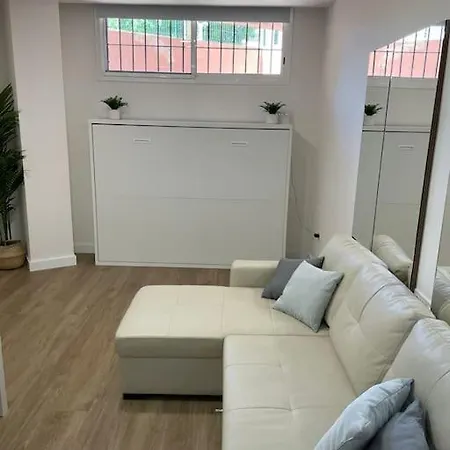 Precioso Estudio Recien Reformado Con Piscina. Apartment Torremolinos