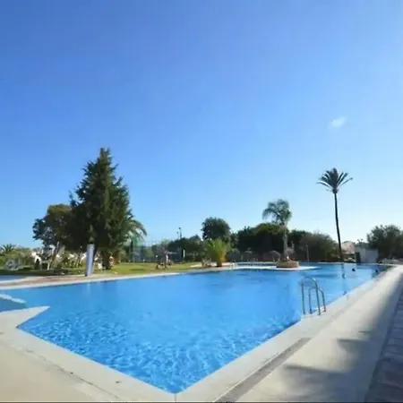 Precioso Estudio Recien Reformado Con Piscina.